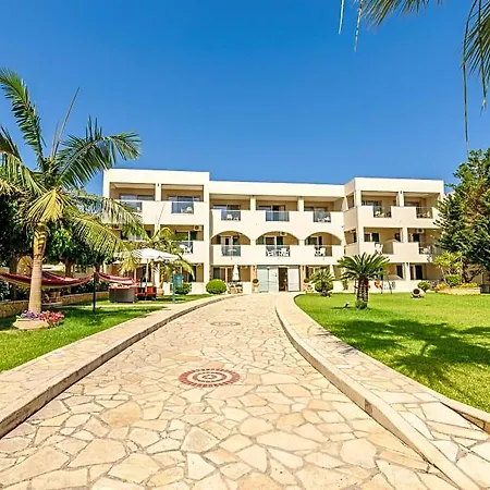 Hotel Remezzo & 2*