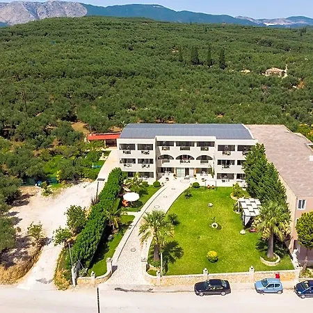 Hotel Remezzo & 2*