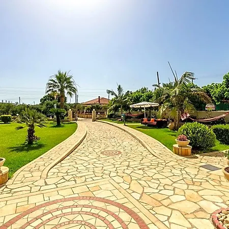 Remezzo & Hotel Zakynthos
